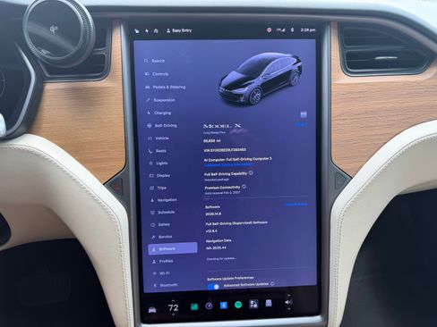 Used 2020 Tesla Model X Long Range AWD/4WD image 13