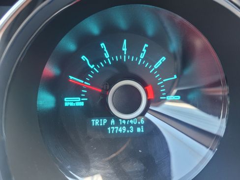 Used 2013 Ford Mustang GT w/ GT Track Pkg image 22