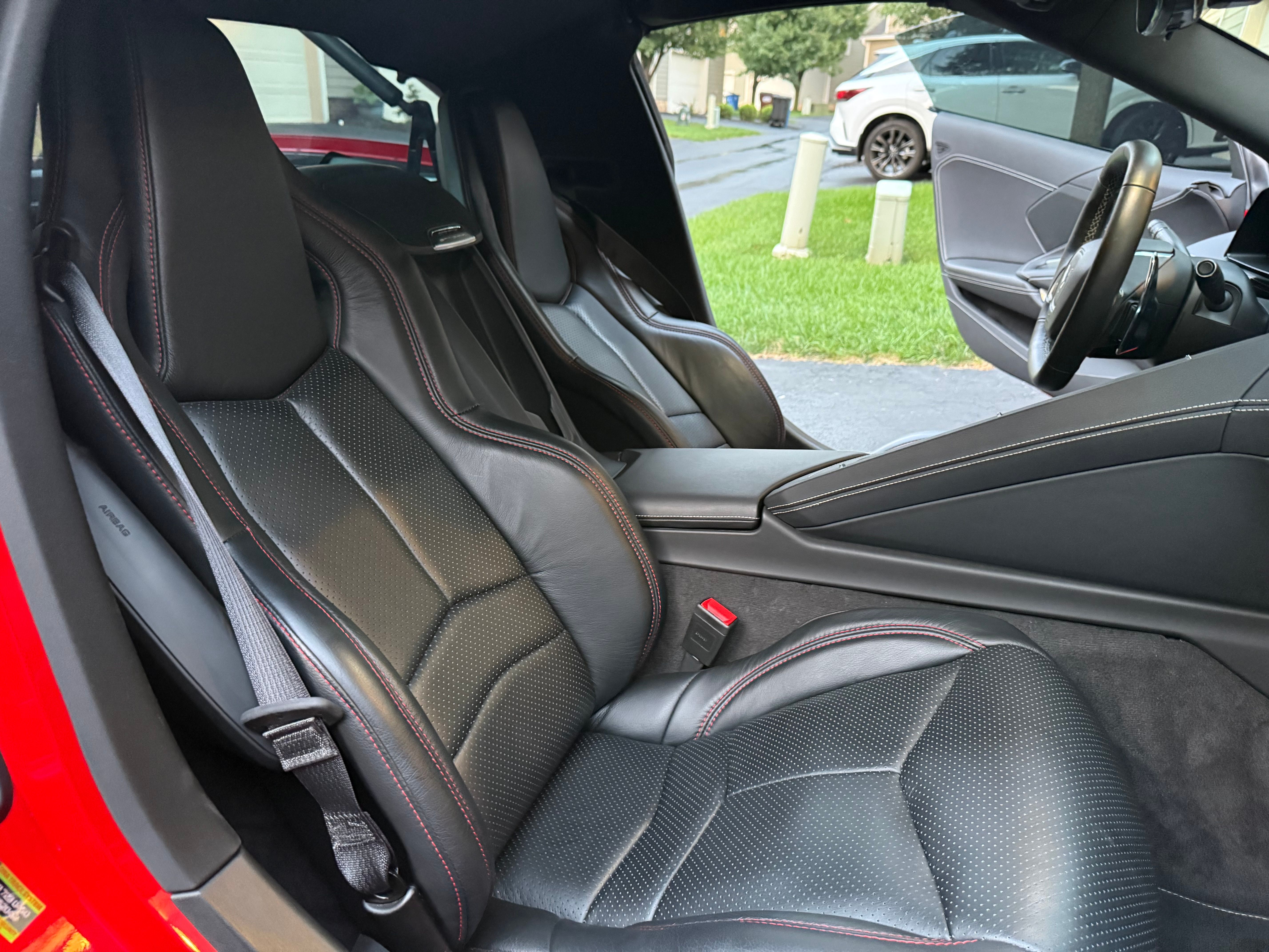 Used 2024 Chevrolet Corvette Stingray Coupe w/ Z51 Performance Package RWD image 11