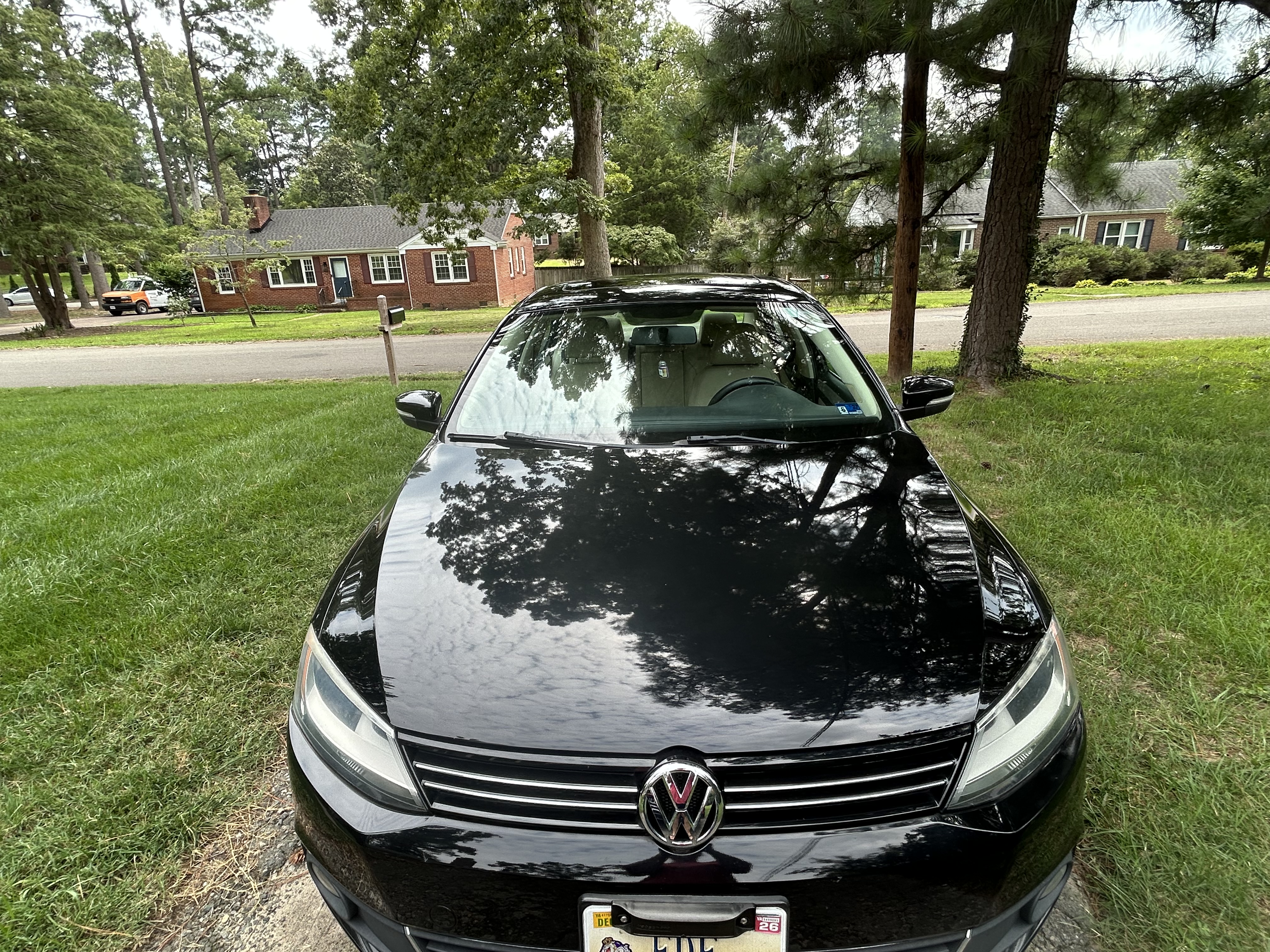 Used 2011 Volkswagen Jetta SEL FWD image 16