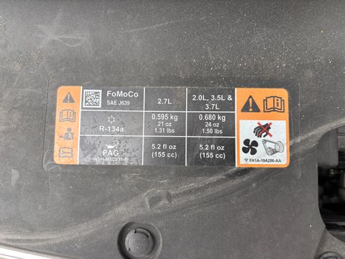 Used 2018 Ford Edge SEL w/ Equipment Group 201A image 24