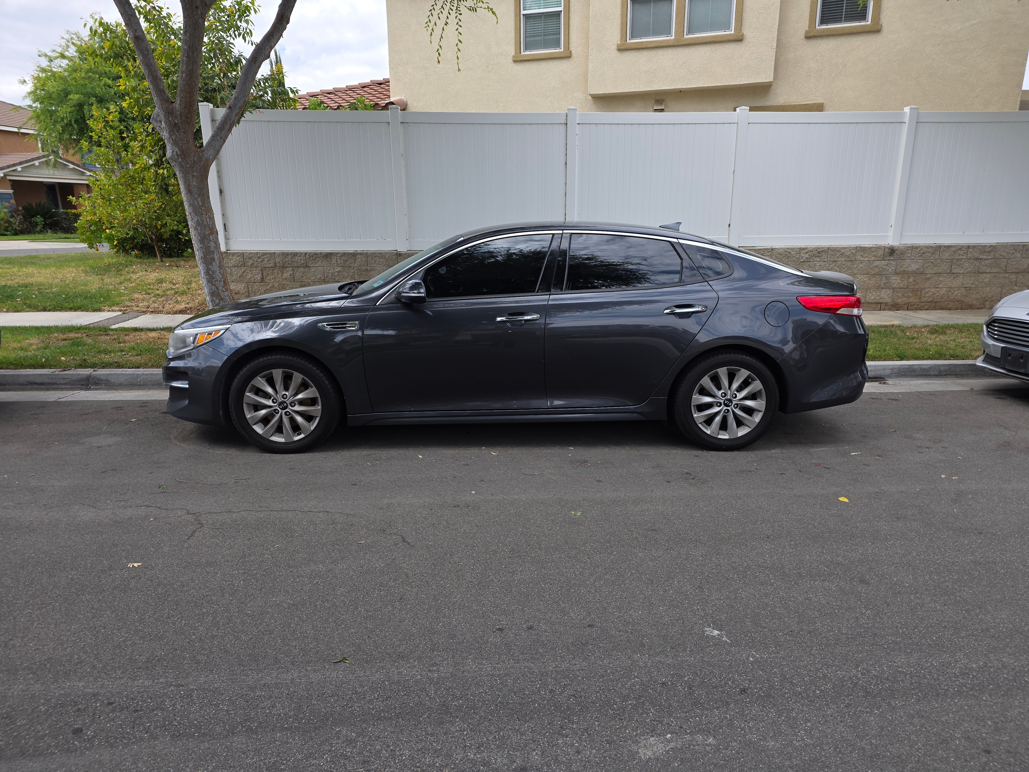 Used 2018 Kia Optima EX FWD image 5