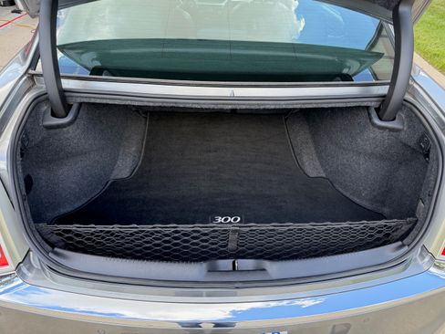 Used 2012 Chrysler 300 C w/ 19-Premium Speaker Group image 25