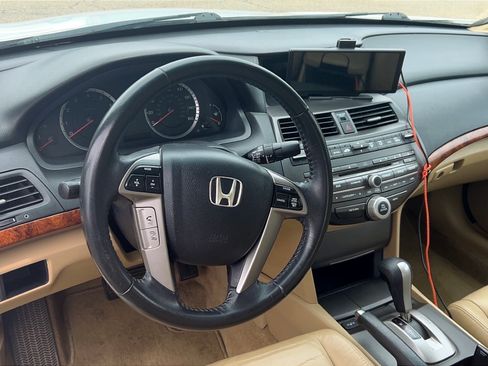 Used 2011 Honda Accord EX-L image 6