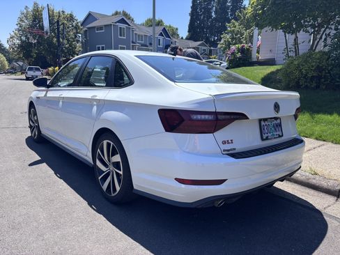 Used 2021 Volkswagen Jetta GLI FWD image 1