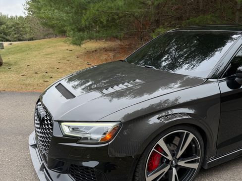 Used 2019 Audi RS 3 w/ Technology Package image 9