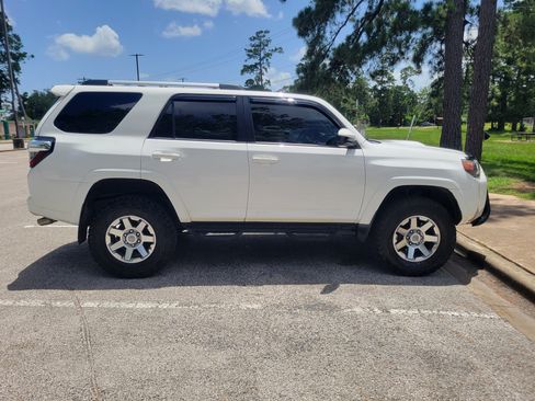 Used 2016 Toyota 4Runner Trail image 21