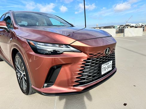 Used 2024 Lexus RX 350h image 4