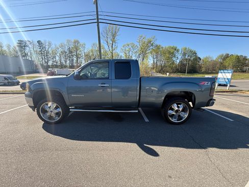 Used 2011 GMC Sierra 1500 SLE w/ Power Tech Package image 17
