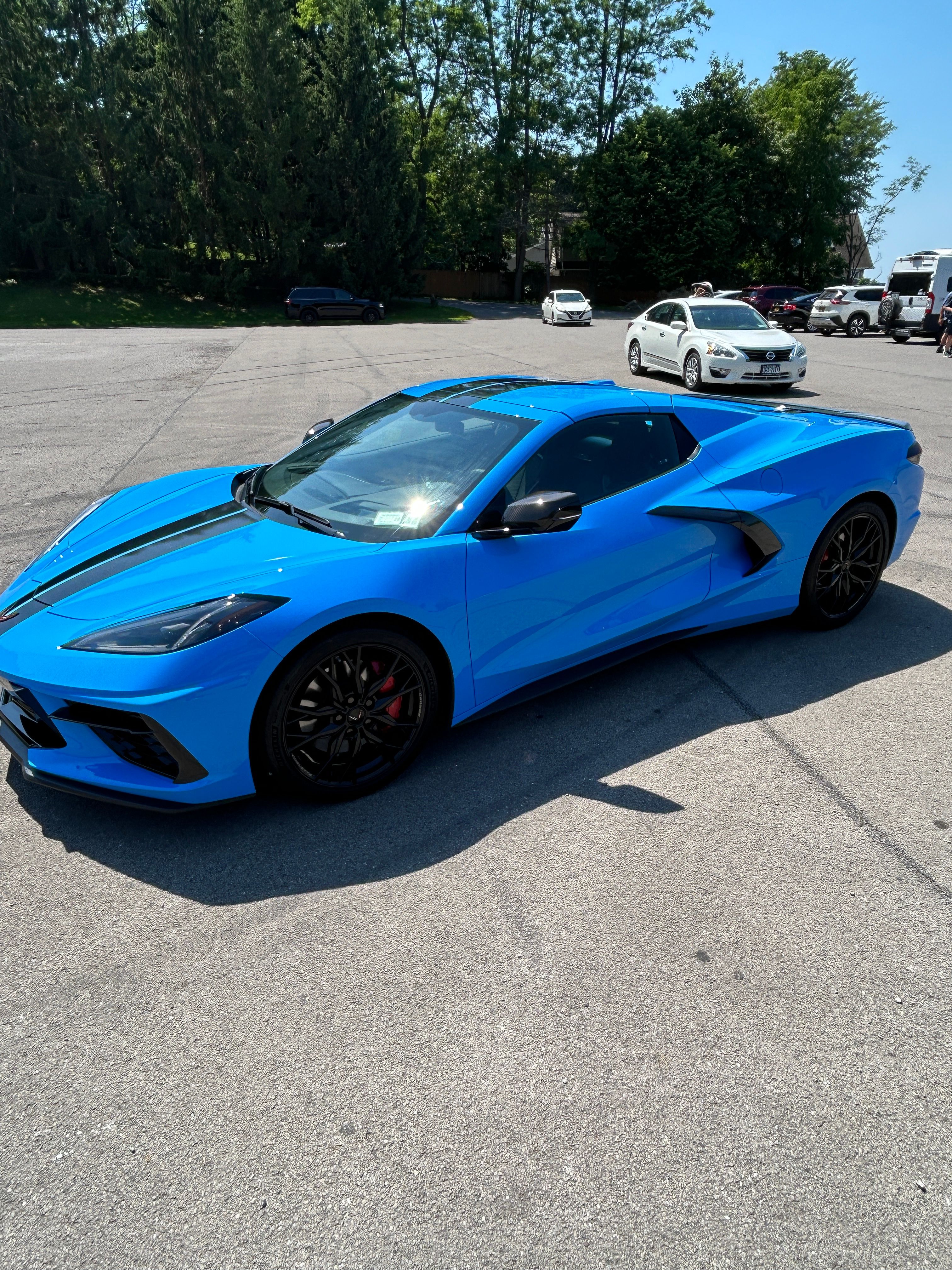 Used 2023 Chevrolet Corvette Stingray Premium Conv w/ Z51 Performance Package RWD image 8