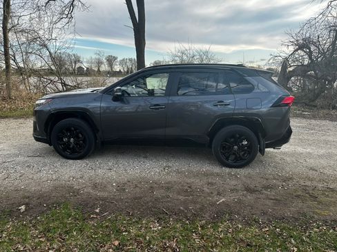 Used 2023 Toyota RAV4 XSE image 5
