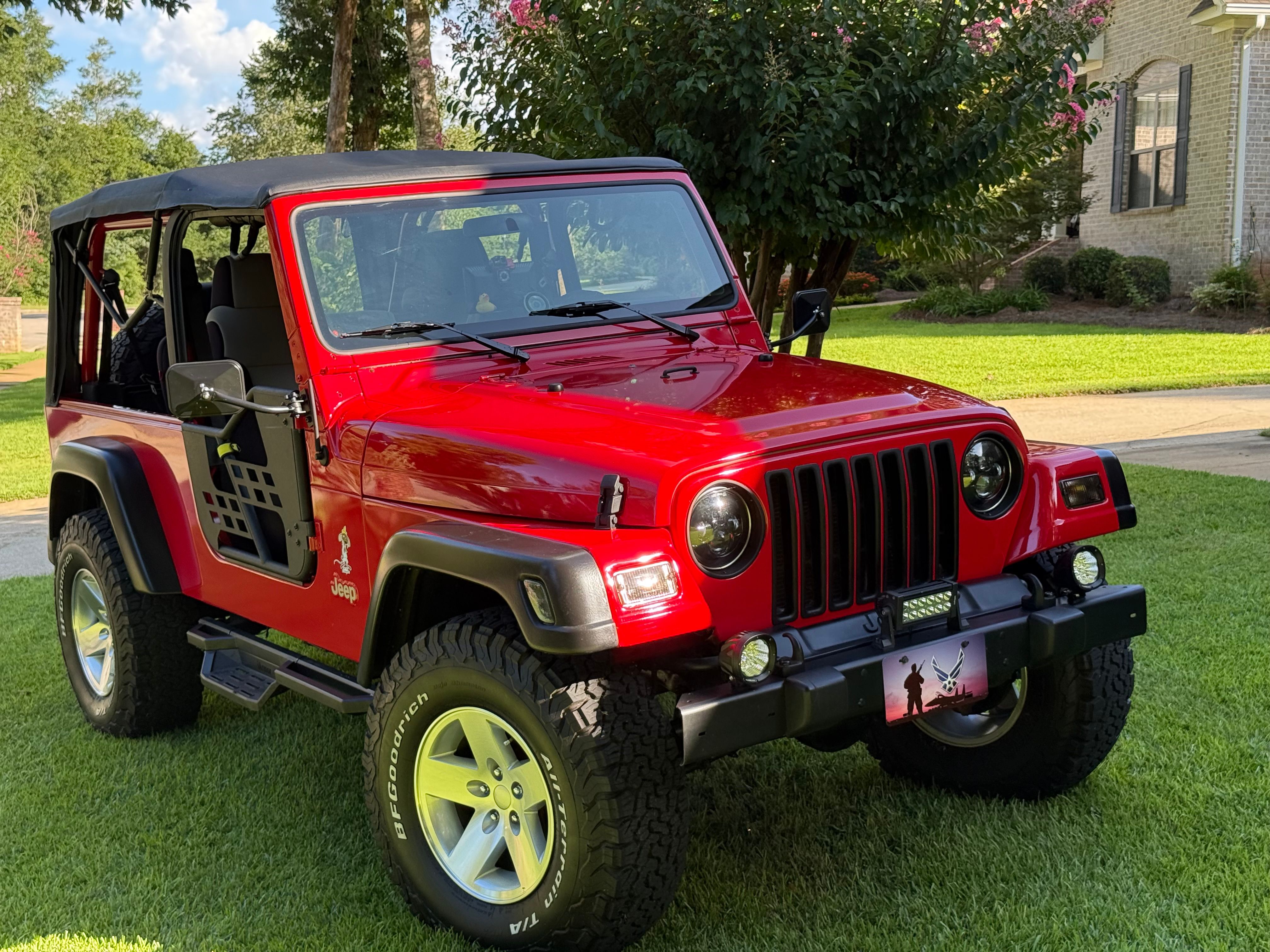 Used 2006 Jeep Wrangler Unlimited AWD/4WD image 1