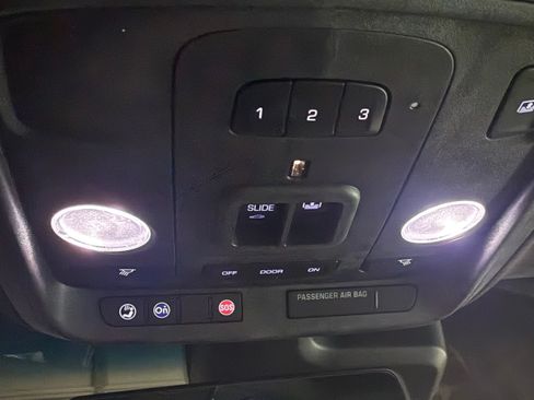 Used 2019 Cadillac CTS V w/ Carbon Fiber Package image 11