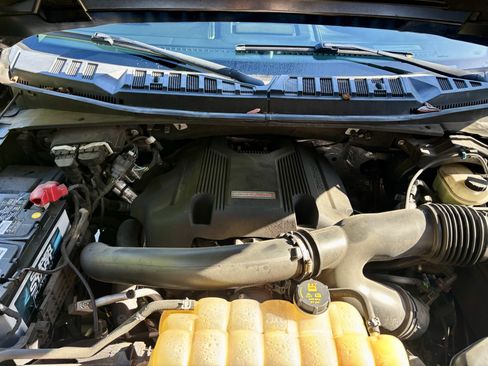 Used 2018 Ford F150 Raptor w/ Equipment Group 802A Luxury AWD/4WD image 15