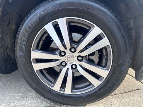 Used 2018 Honda Pilot EX-L image 16