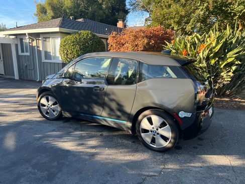 Used 2014 BMW i3 image 2