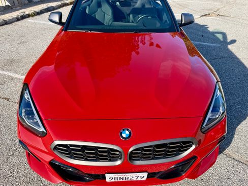 Used 2023 BMW Z4 M40i w/ Premium Package RWD image 5