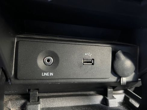 Used 2014 Ford F150 XLT w/ XTR Package image 19