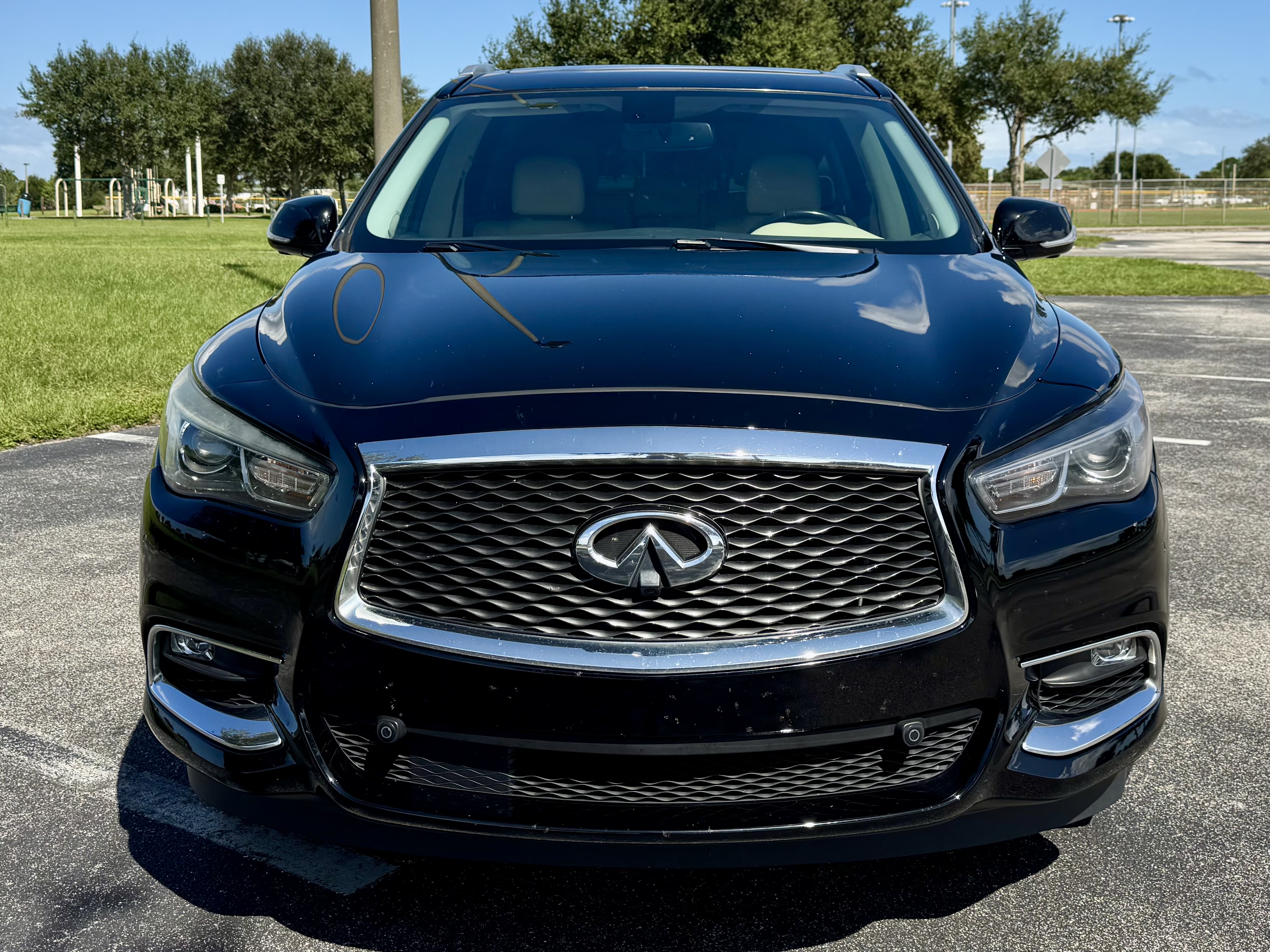 Used 2017 INFINITI QX60 FWD w/ Premium Plus Package image 1