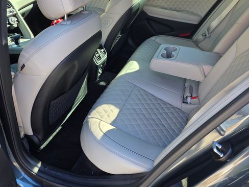 Used 2023 Genesis G70 3.3T w/ Sport Prestige Package image 9