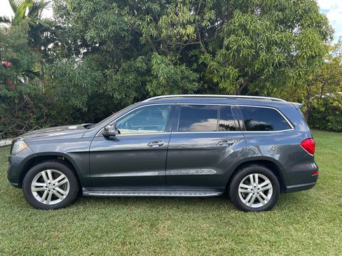 Used 2014 Mercedes-Benz GL 450 GL 450 4MATIC Sport Utility 4D image 4