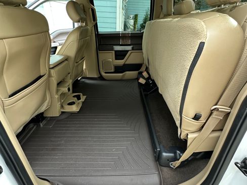 Used 2020 Ford F150 Lariat w/ Equipment Group 501A Mid image 24