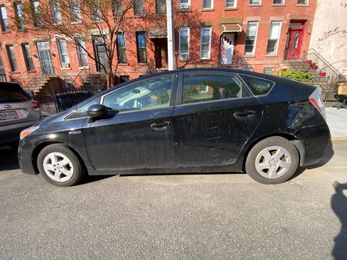 Used 2011 Toyota Prius Two FWD image 8