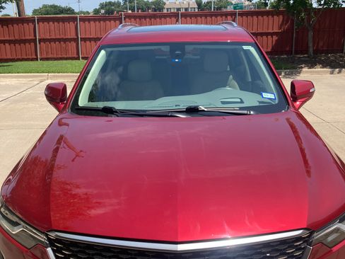 Used 2020 Cadillac XT6 Premium Luxury image 1