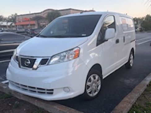 Used 2017 Nissan NV200 SV w/ Technology Package image 1