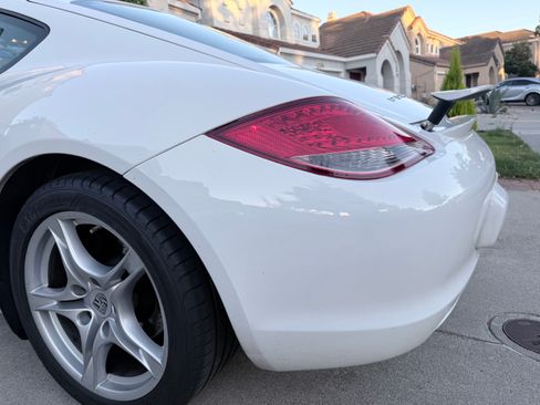 Used 2011 Porsche Cayman RWD image 16