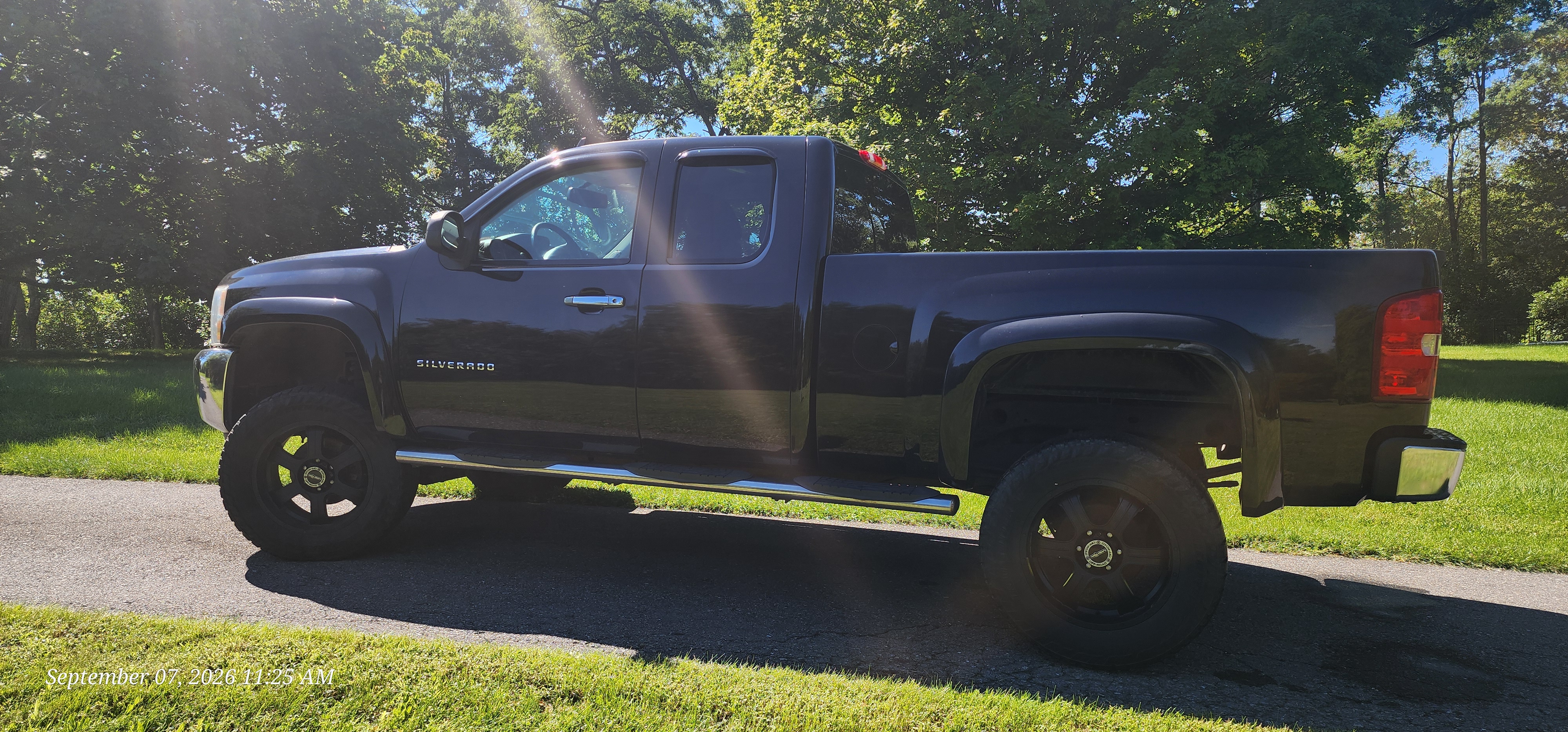Used 2013 Chevrolet Silverado 1500 LT w/ All-Star Edition AWD/4WD image 4