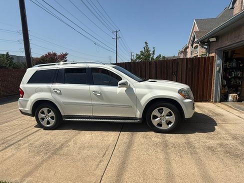 Used 2012 Mercedes-Benz GL 450 4MATIC image 16