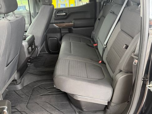 Used 2019 Chevrolet Silverado 1500 LT Trail Boss AWD/4WD image 24