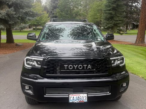 Used 2021 Toyota Sequoia TRD Pro AWD/4WD image 8