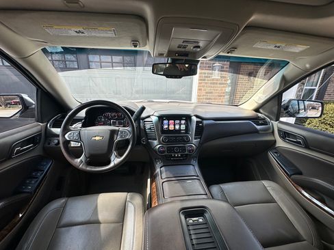 Used 2016 Chevrolet Suburban LTZ image 14