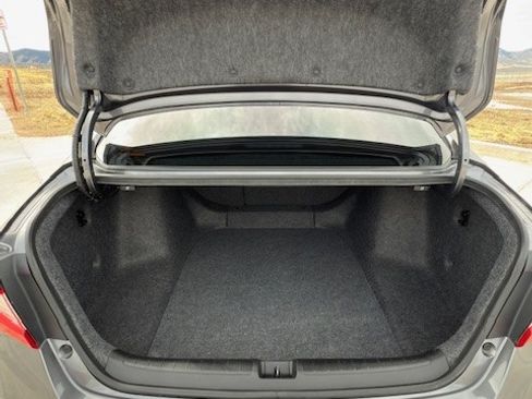 Used 2018 Honda Accord Sport image 22