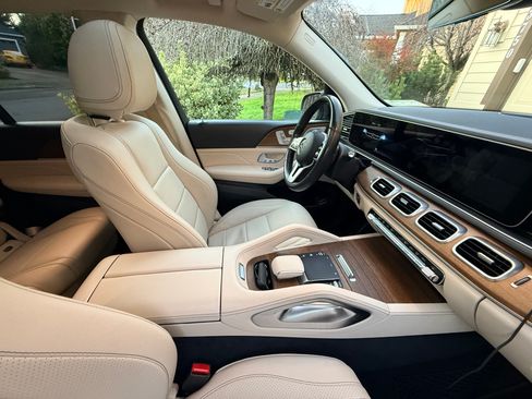 Used 2021 Mercedes-Benz GLE 350 4MATIC image 15