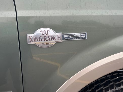 Used 2003 Ford F250 King Ranch image 9