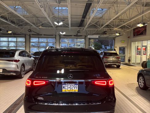 Used 2020 Mercedes-Benz GLS 450 4MATIC image 14