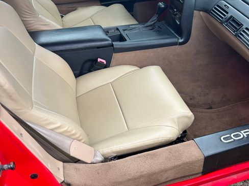 Used 1996 Chevrolet Corvette Convertible RWD image 7