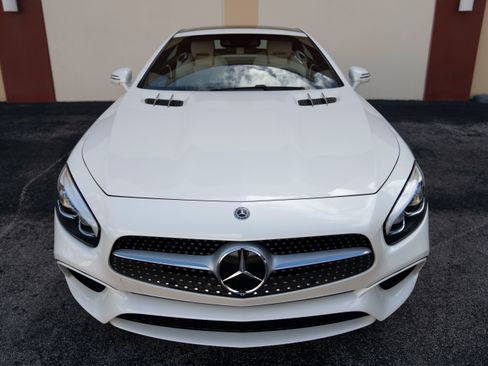Used 2020 Mercedes-Benz SL 450 image 4