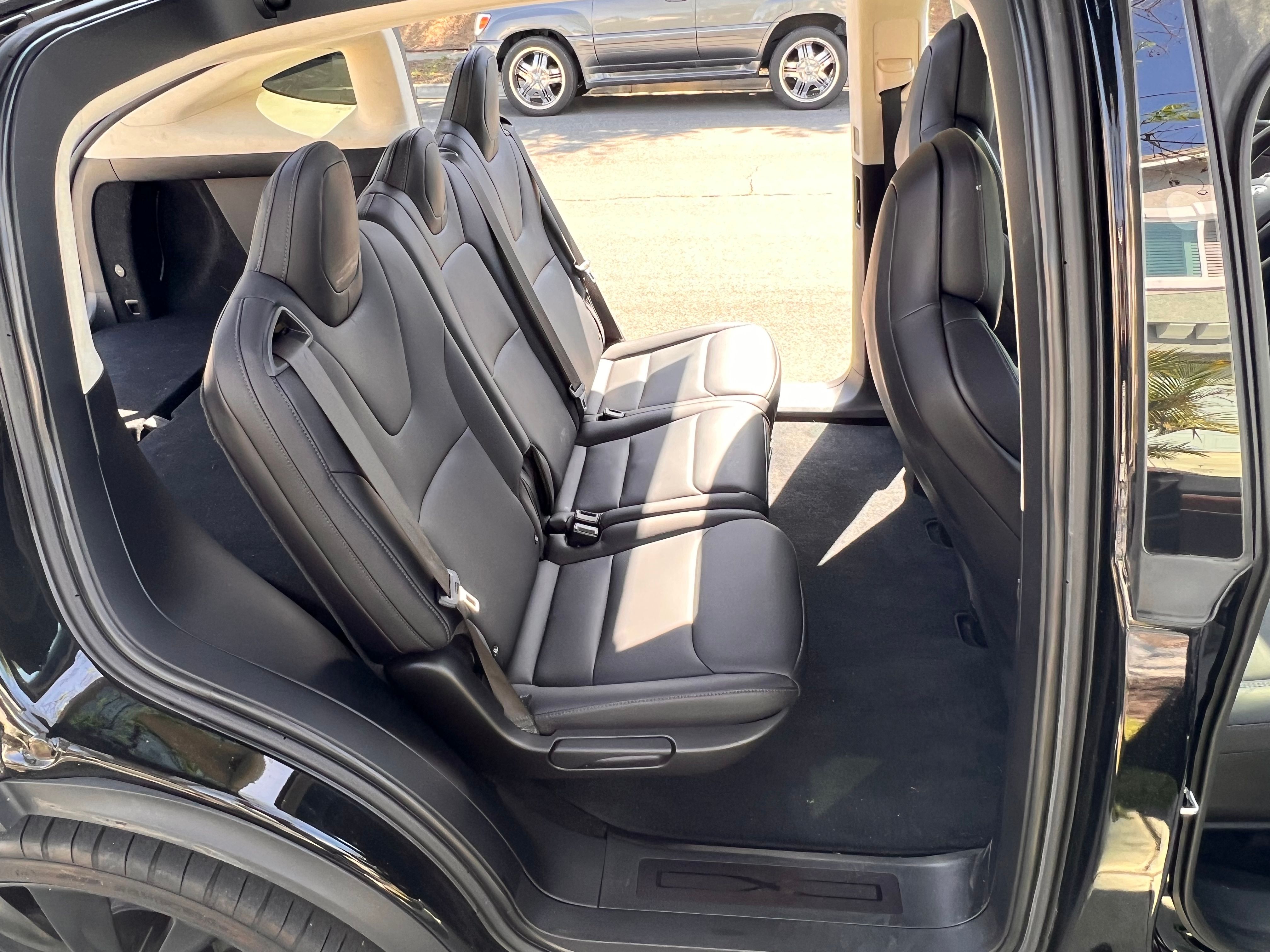 Used 2018 Tesla Model X 75D AWD/4WD image 13