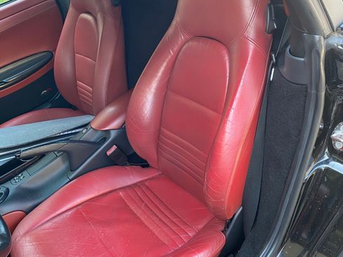 Used 1997 Porsche Boxster image 21