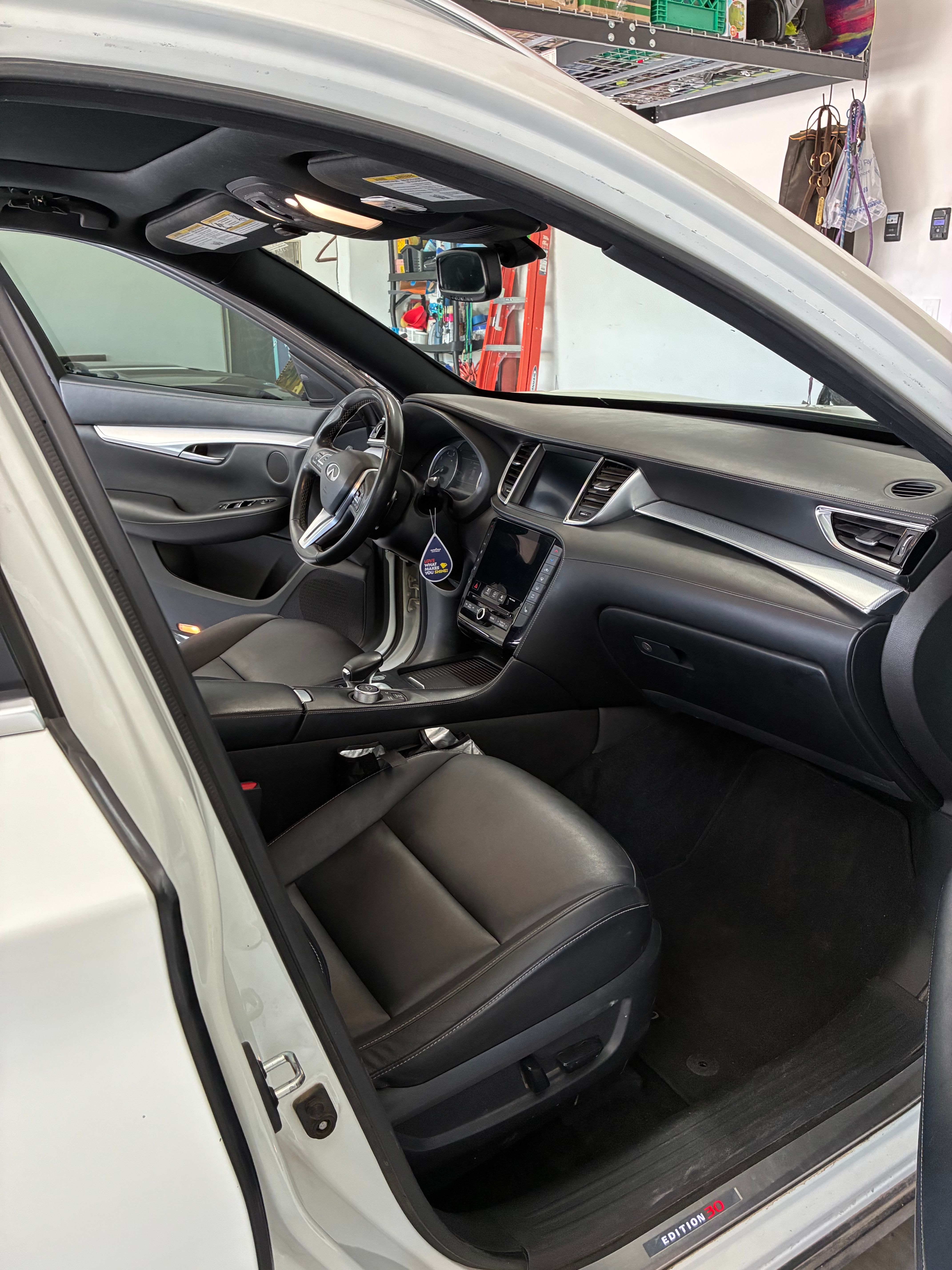 Used 2020 INFINITI QX50 Essential w/ Edition 30 Package FWD image 8