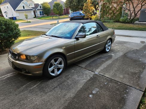 Used 2006 BMW 325Ci Convertible image 1