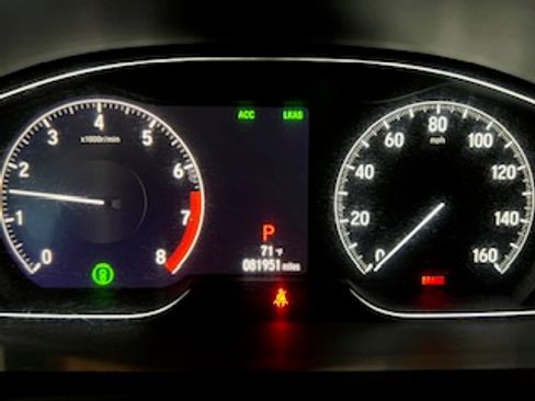 Used 2018 Honda Accord LX image 10