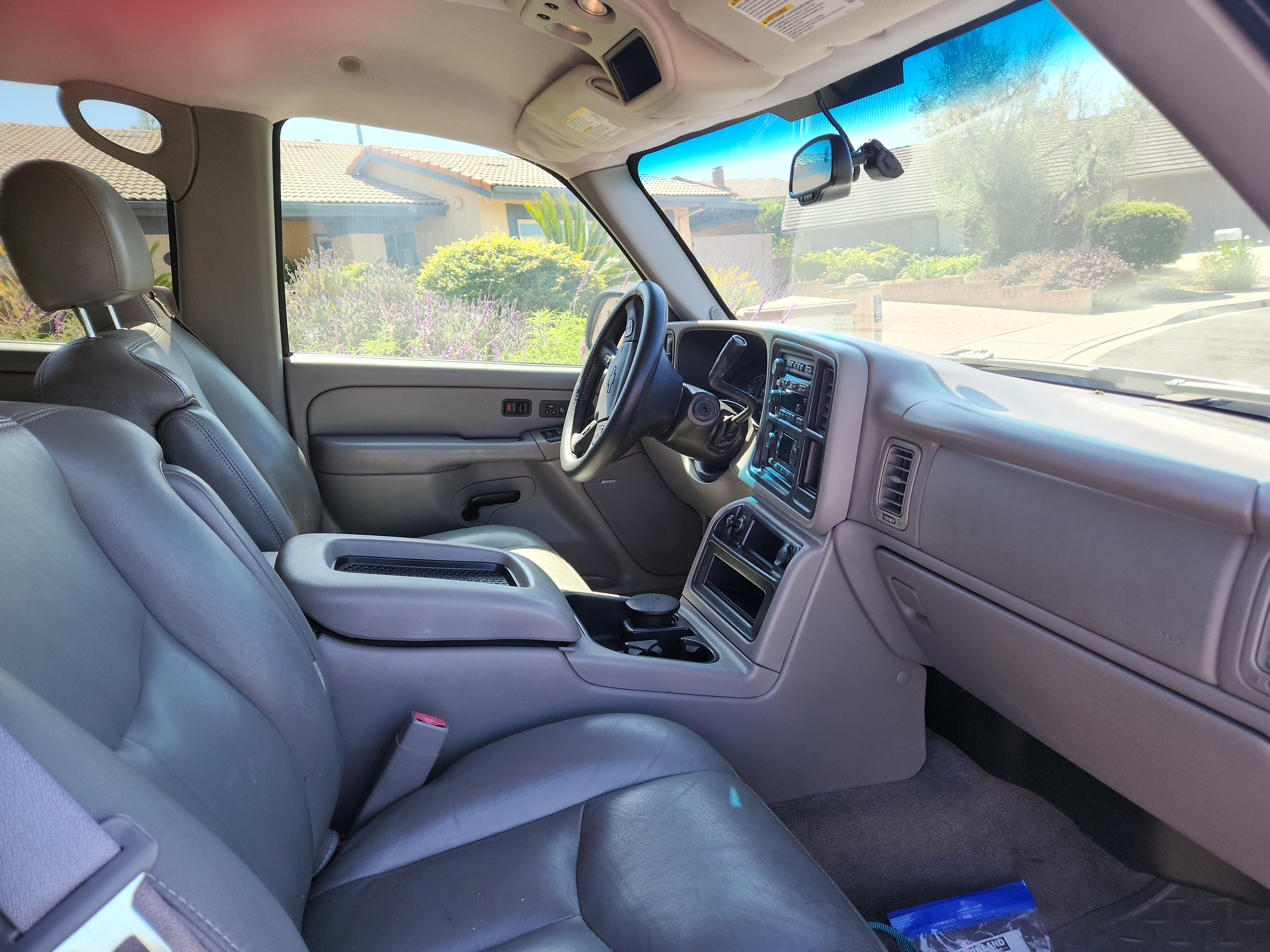 Used 2005 Chevrolet Silverado 2500 LT w/ Heavy-Duty Power Package AWD/4WD image 6