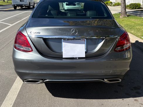 Used 2018 Mercedes-Benz C 300 Sedan image 6