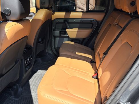 Used 2023 Land Rover Defender 110 Carpathian Edition image 6