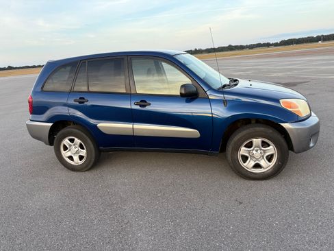 Used 2004 Toyota RAV4 2WD image 17